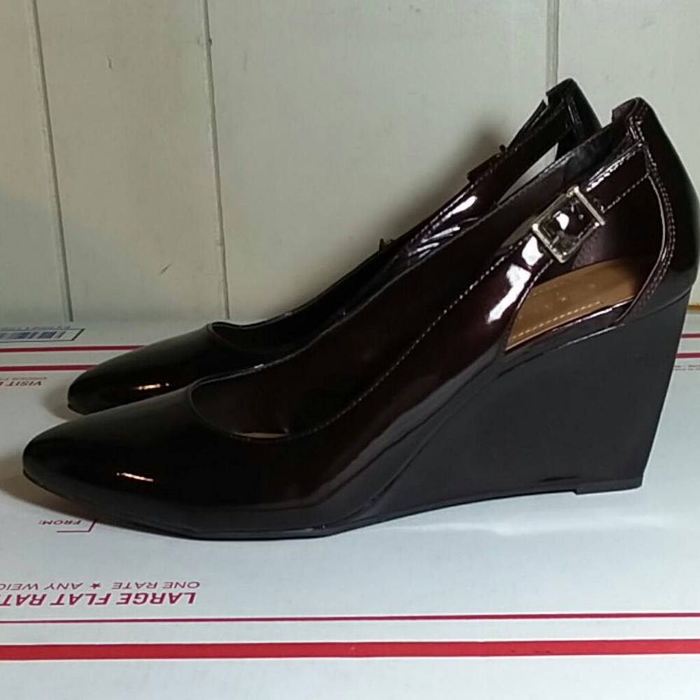 BCBGeneration Shiny Burgundy Bronze Wedge Heels